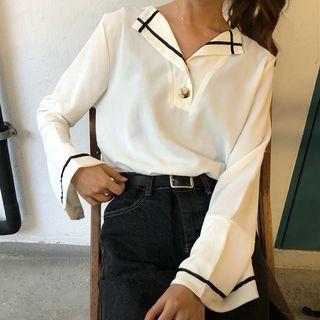 Contrast-trim Split-neck Blouse