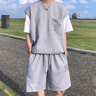 Set: Mock Two-piece Short-sleeve Letter Embroidered T-shirt + Shorts