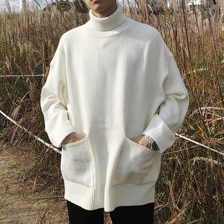 Pocketed Plain Turtleneck Sweater