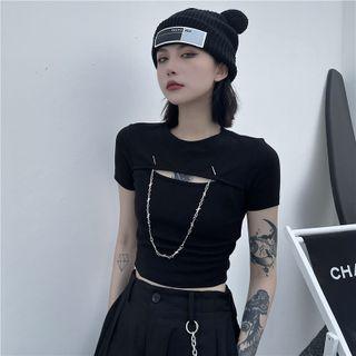 Short-sleeve Cutout Chain Accent Cropped T-shirt Black - One Size