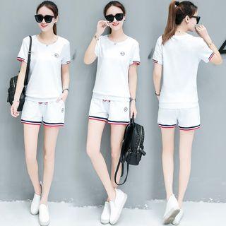 Sports Set: Short-sleeve T-shirt + Shorts