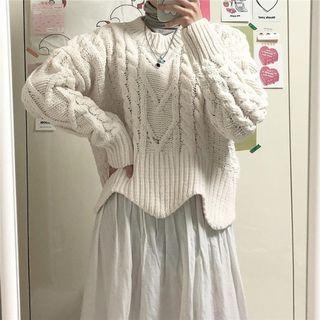 Asymmetric Cable Knit Sweater / Eyelet Straight-cut Midi Skirt