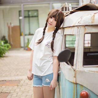 Seal Embroidered Short-sleeve T-shirt / Denim Shorts