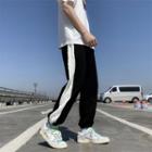 Two-tone Loose Fit Jogger Pants