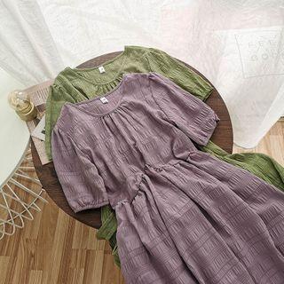 Short-sleeve Round Neck Maxi Dress