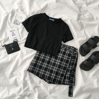 Short-sleeve T-shirt / Plaid Skort