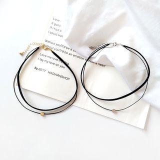 Alloy Disc Layered Velvet Choker