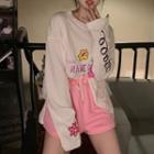 Long-sleeve Flower Print T-shirt / High-waist Shorts
