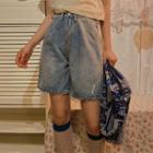 Distressed Washed Straight Leg Denim Shorts