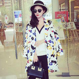 Notched-lapel Printed Buttoned Coat