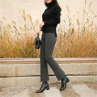 Slit-side Textured Boot-cut Pants