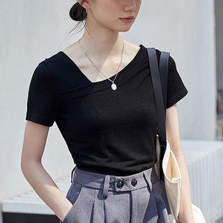 Short-sleeve Asymmetrical Neckline Plain T-shirt
