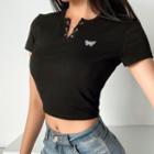 Short-sleeve Butterfly Print Chain Strap Cropped T-shirt