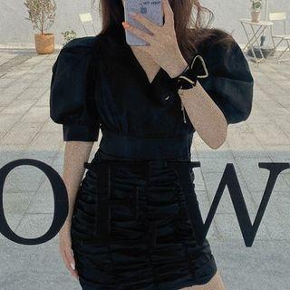 Plain V-neck Frilled Puff-sleeve Dress