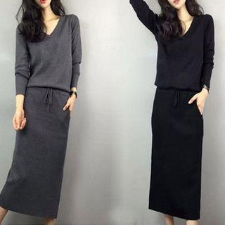 Long-sleeve Knit Drawstring Midi Shift Dress
