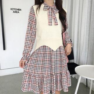 Long-sleeve Plaid A-line Dress / Knit Vest