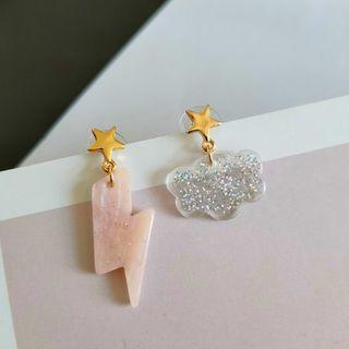 Cloud Lightning Acetate Asymmetrical Dangle Earring