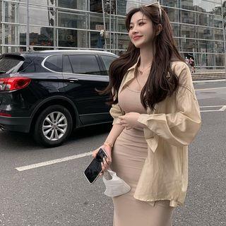 Sleeveless Skinny Maxi Dress / Loose-fit Light Shirt