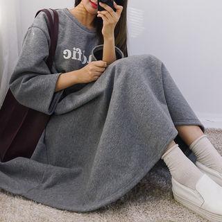 Lettering Flared Midi T-shirt Dress