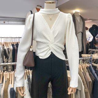 Choker Twisted Long-sleeve Top