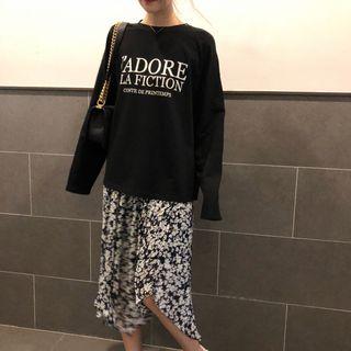 Lettering Long-sleeve T-shirt / Floral Midi Skirt