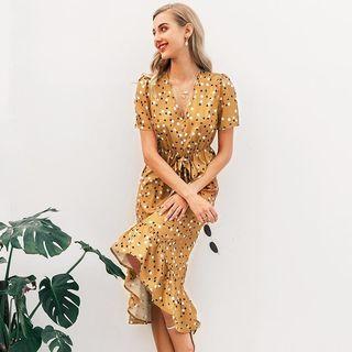 Short-sleeve Polka Dot Sheath Dress