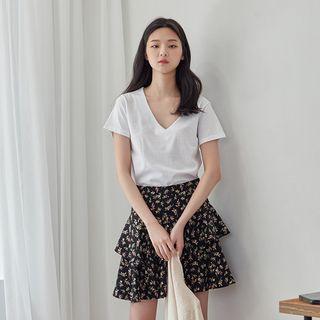V-neck Cotton T-shirt Black - One Size