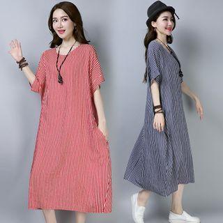 Short-sleeve Geometric Print A-line Shirtdress