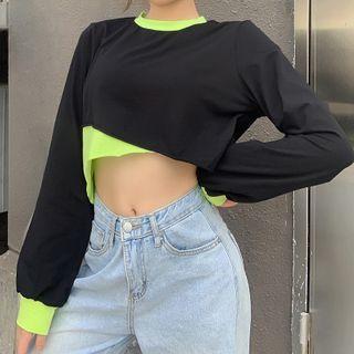 Long-sleeve Asymmetrical Cropped T-shirt