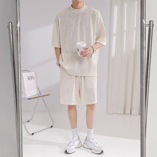 Set: Short-sleeve Plain T-shirt + Straight Leg Shorts