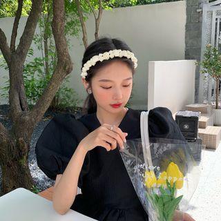 Flower Detail Headband Milky White - One Size
