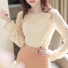 Scallop-edge Bell-cuff Lace Top