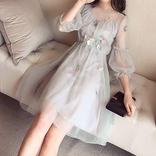 Balloon-sleeve Flower Applique A-line Dress