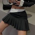 High-waist Color-block Mini Pleated Skirt