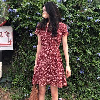 Dotted Short-sleeve Midi A-line Chiffon Dress As Shown In Figure - One Size