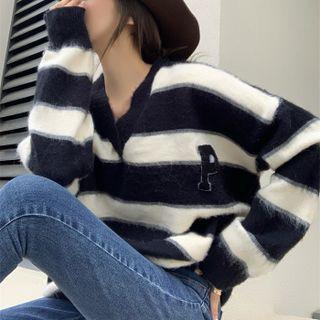 V-neck Striped Loose-fit Sweater Black - One Size