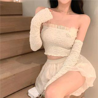 Tube Top / Baggy Shorts