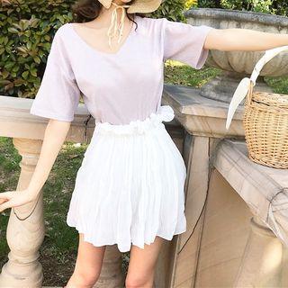 V-neck Short Sleeve Tee / Skirt