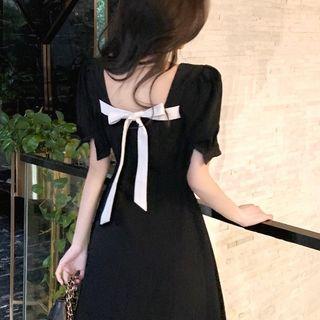 Square-neck Short-sleeve Maxi Dress