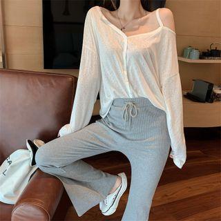 Cold Shoulder T-shirt / Flared Sweatpants