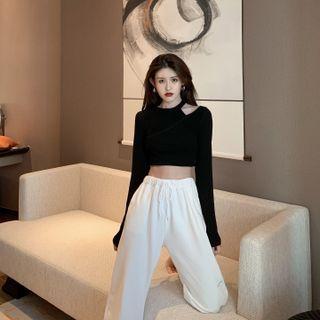 Round-neck Plain Cutout Cropped Top / High-waist Plain Straight-cut Pants