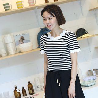 Scallop-edge Slim-fit Striped Top