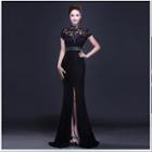Short-sleeve Lace Sheath Evening Gown