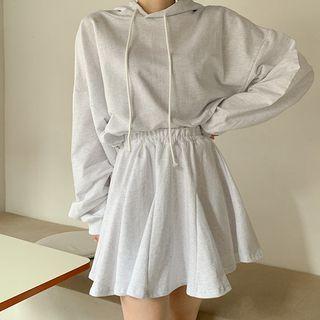 Plus Size Set: Hooded Sweatshirt + Band-waist Mini Skirt