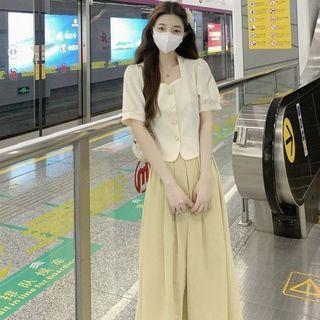 Plain Cropped Blouse / High-waist Plain Skirt