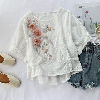 Short-sleeve Flower Detail Lace Blouse White - One Size