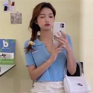 Short-sleeve Letter Embroidered Cropped Knit Top