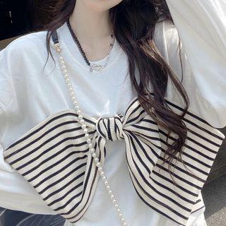 Bow Accent Sweatshirt / Mini Pleated Skirt