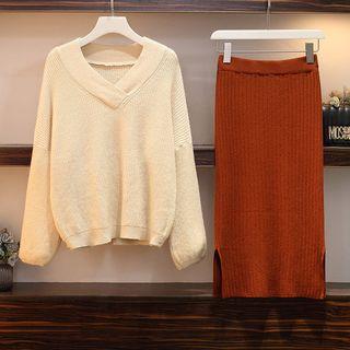 V-neck Sweater / Knit Midi Skirt