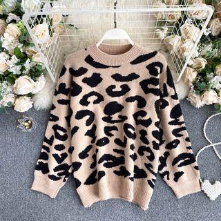 Round-neck Leopard Print Knit Sweater